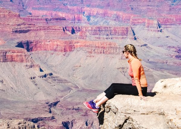 girl overlooking the grand canyon; 2016 Sucked and This is What I Learned From It